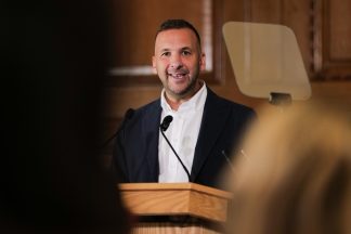 Zack Polanski says he will stand in by-election to replace Keir Starmer
