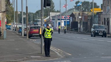 Man taken to hospital after disturbance involving ‘number of people’ outside Glasgow pub