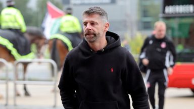 Stephen Robinson pleased with Aberdeen’s progress after three games on the road